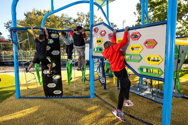 Grand Avenue Park preview 6